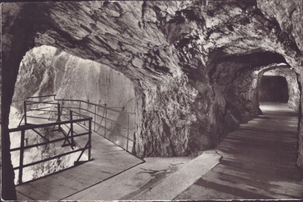 In der Aareschlucht bei Meiringen. 1949