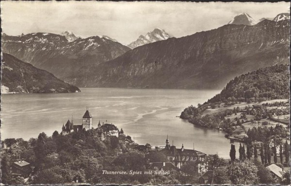 Thunersee. Spiez mit Schloss Vorderseite