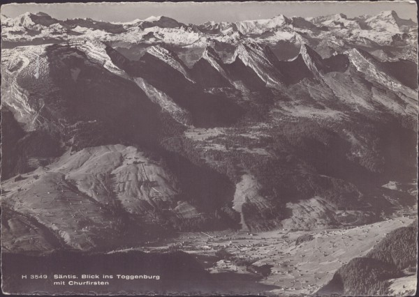 Säntis - Blick ins Toggenburg mit Churfirsten