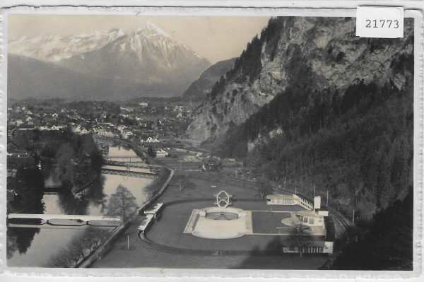 Interlaken mit Aare, Strandbad u. Niesen