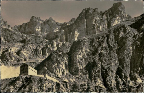 Kiental, Neue Gspaltenhorn-Hütte S.A.C. Vorderseite