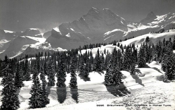 Tödi, Ortstock und Hoher Turm, Braunwald Vorderseite