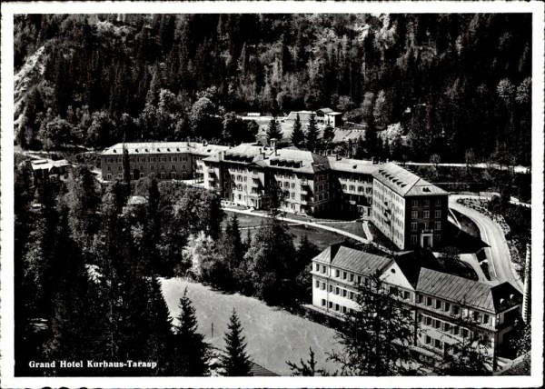 Tarasp Vorderseite