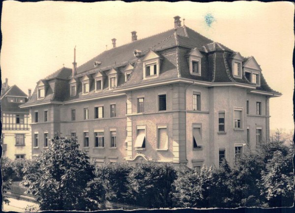 unbekanntes Haus Vorderseite