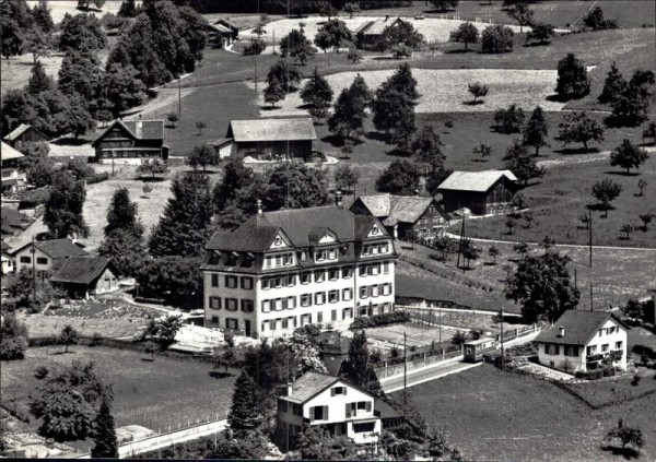 Uznach, Kinderheim, Flugaufnahme Vorderseite