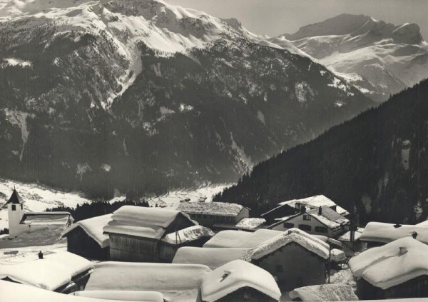 Wergenstein Schamserberg mit Piz Grisch Vorderseite