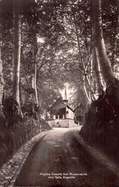 Hohle Gasse bei Küssnacht und Tells Kapelle Vorderseite