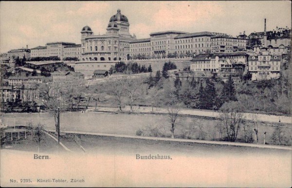 Bern. Bundeshaus Vorderseite