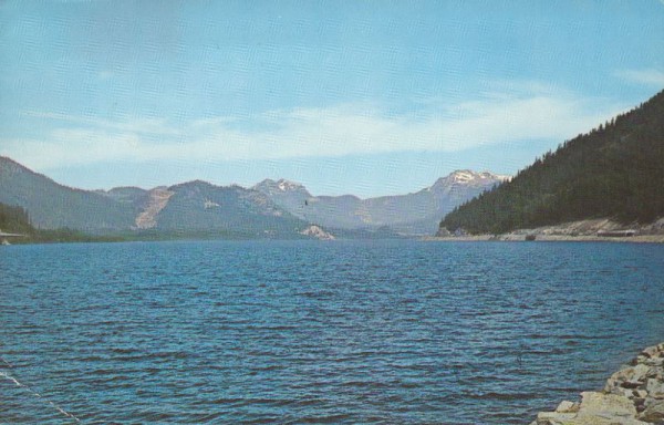 Keechelus Lake