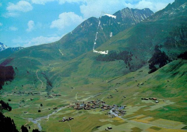 Rueras GR - Flugaufnahmen Vorderseite