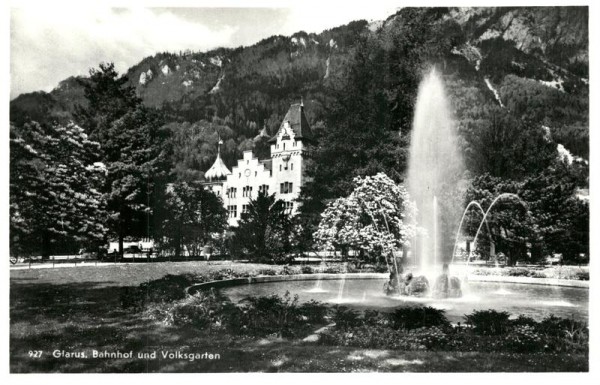 Glarus, Bahnhof und Volksgarten Vorderseite