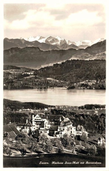 Luzern. Kurhaus Sonnmatt mit Berneralpen Vorderseite