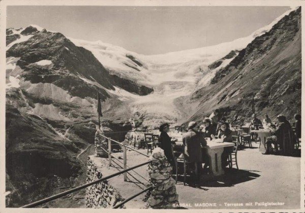 Sassal Masone - Alp Grüm. Terrasse mit Palügletscher Vorderseite