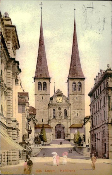 Luzern - Hofkirche Vorderseite