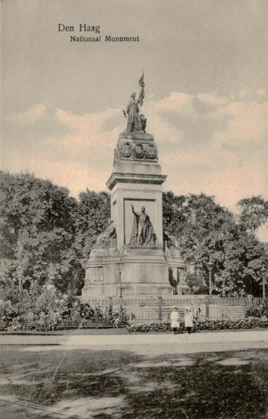 Den Haag, Nationaal Monument Vorderseite