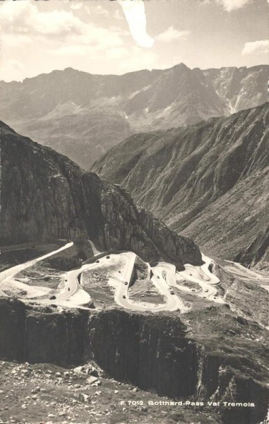 Gotthard-Pass. Val Tremola Vorderseite