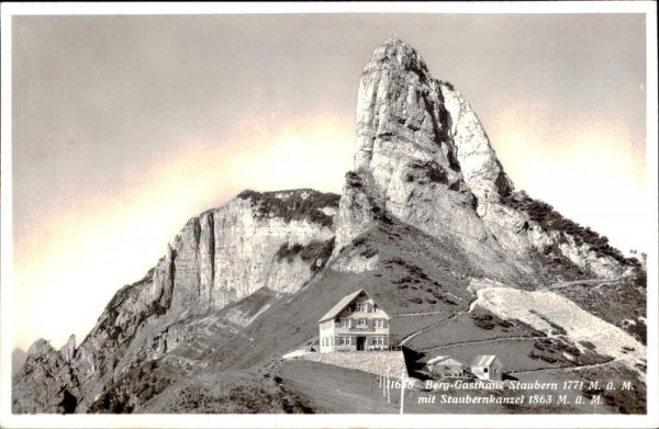 Berg-Gasthaus Staubern Vorderseite