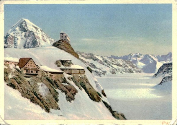 Jungfraujoch mit Mönch und Aletschgletscher, Berghaus, Observatorium und meteorologische Statiion Vorderseite
