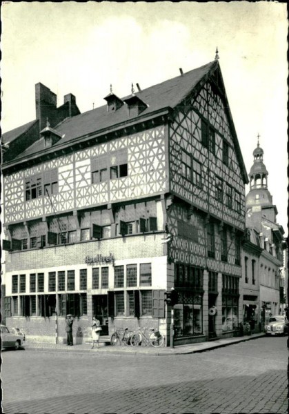 Hasselt, Oude Apotheek Vorderseite