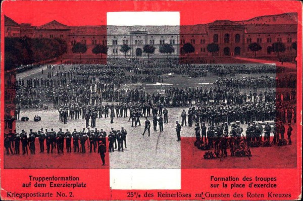 Schweiz. Kriegspostkarte, Truppenformation auf dem Exerzierplatz Vorderseite