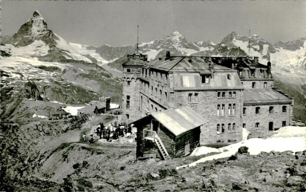 Hotel und Station Gornergrat Vorderseite