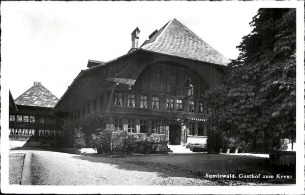 Sumiswald - Gasthof zum Kreuz Vorderseite