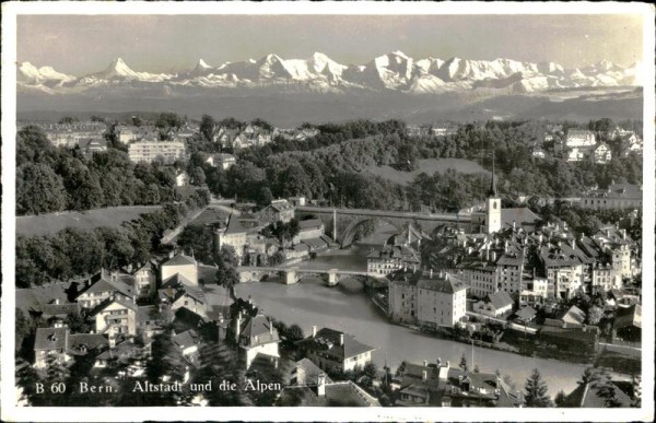 Bern - Altstadt und die Alpen Vorderseite