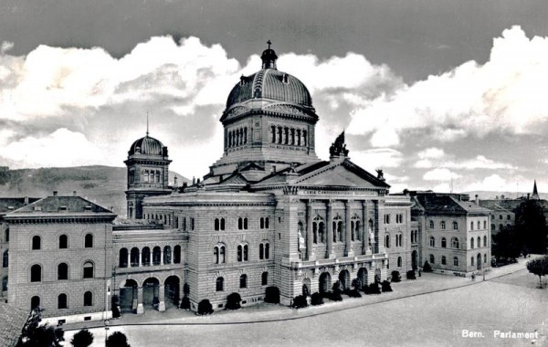 Bern, Bundeshaus Vorderseite