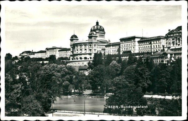 Bern - Bundespalast Vorderseite