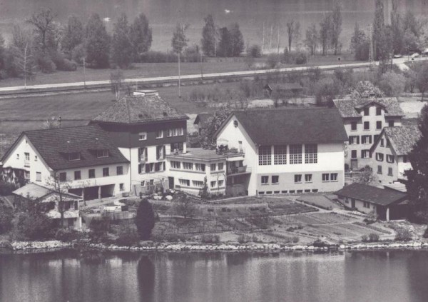 Invalidenheim St.Antonius, Hurden bei Rapperswil SG  -  Flugaufnahmen Vorderseite