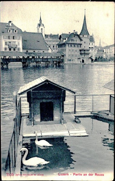 Luzern - PArtie an der Reuss Vorderseite