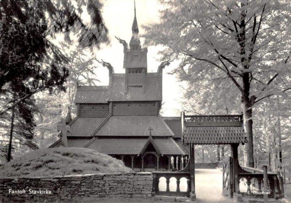 Fantoft Stavkirke Vorderseite