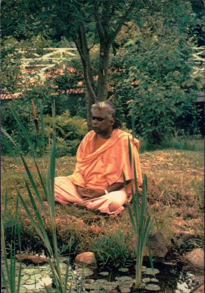 Swami Vishnu Devananda Vorderseite