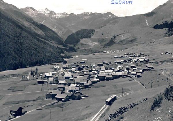 Sedrun mit Six - Madun - Gruppe Vorderseite