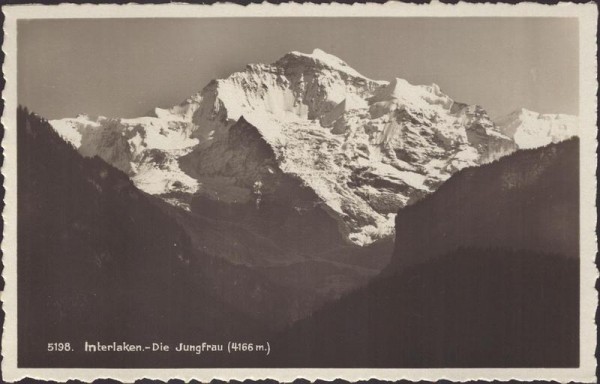 Interlaken - Die Jungfrau (4166 m) Vorderseite