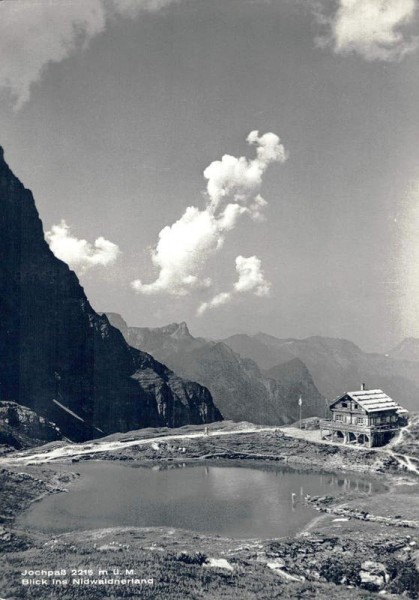 Jochpass. Blick ins Nidwaldnerland Vorderseite