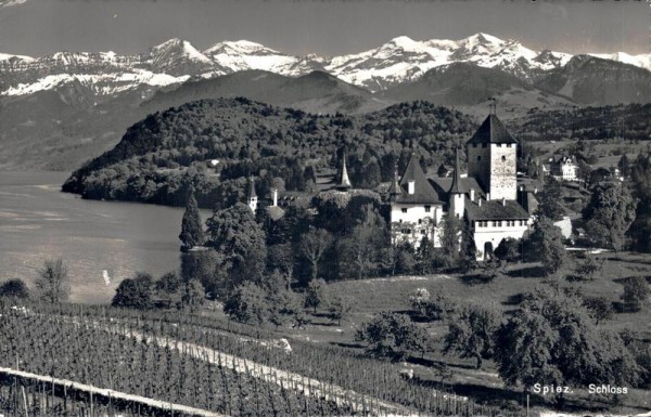Spiez, Schloss Vorderseite