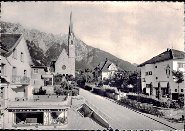 Schaan. Laurenziuskirche Vorderseite