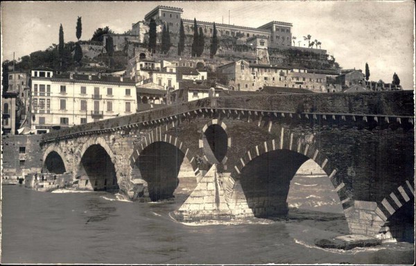 Verona - Ponte Pietra e Castel S.Pietro Vorderseite
