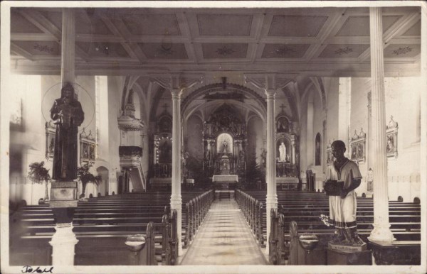 Kirche mit Opferstock