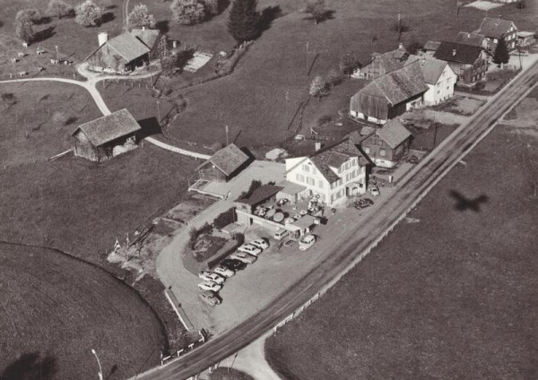 Gasthaus Löwen, Kaltbrunn - Fischhausen SG - Flugaufnahmen Vorderseite