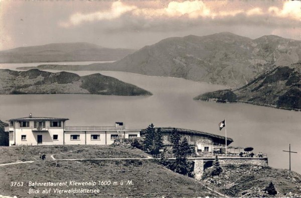Bahnrestaurant Klewenalp. Blick auf Vierwaldstättersee. 1947 Vorderseite