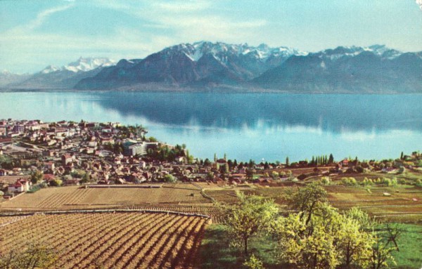 Vue générale de VEVEY et des Alpes de la Savois