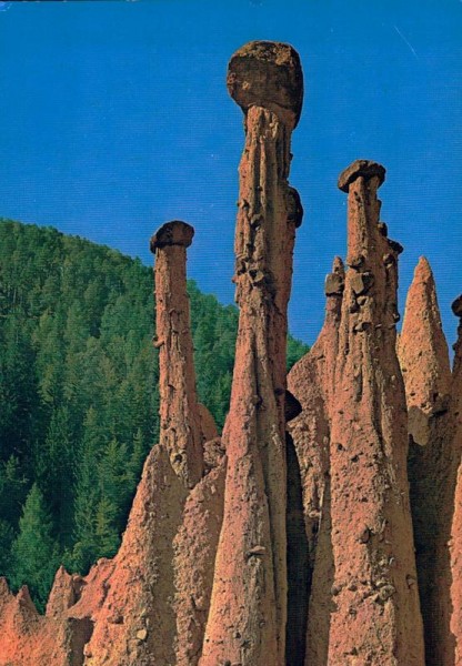 Piramidi di Terra Rossa, Bozen Vorderseite