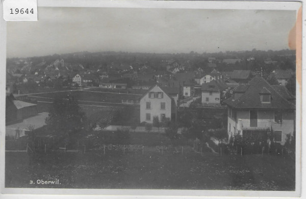 Oberwil BL - Dorfpartie