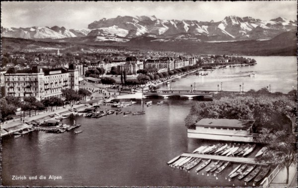 Zürich und die Alpen