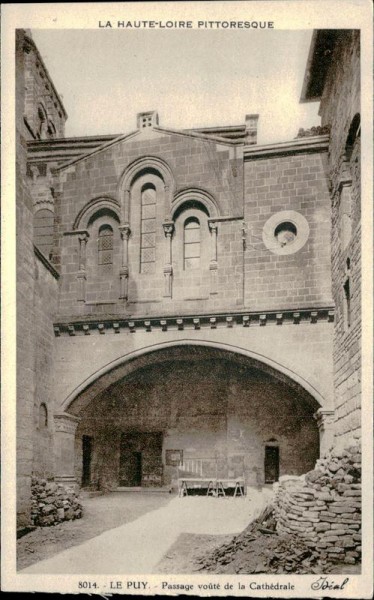 Kathedrale von Le Puy-en-Velay Vorderseite