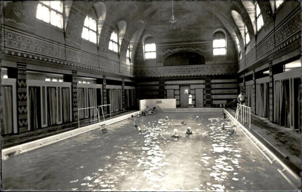 Thermalschwimmbad (Bad Ragaz) Vorderseite