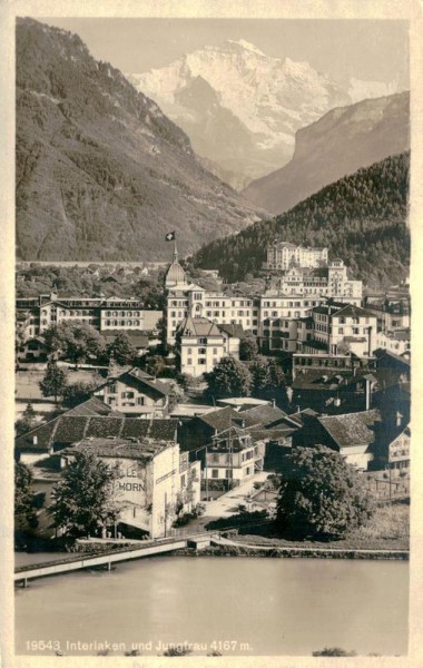 Interlaken und Jungfrau (4167 m) Vorderseite