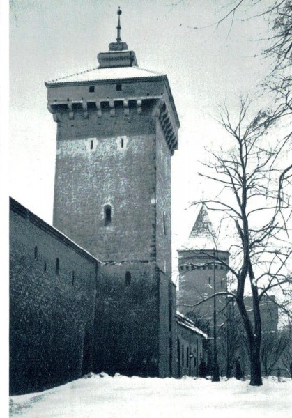 Polen - Stadtmauer mit Floriani-Tor Vorderseite